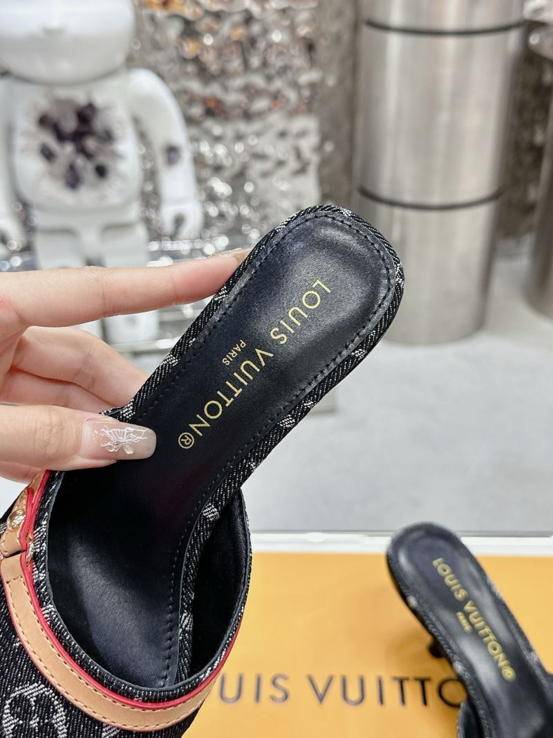 Louis Vuitton Slippers